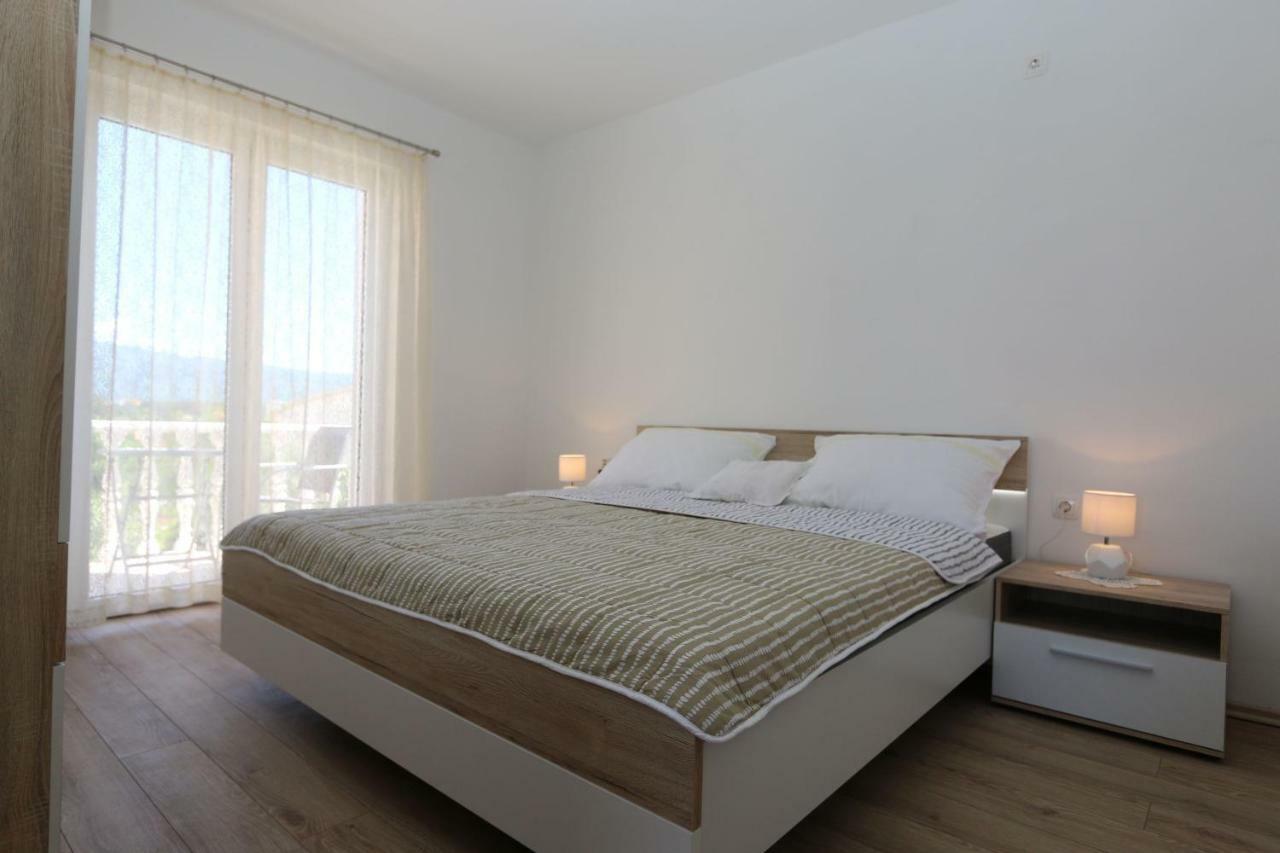 Apartments Mihalic Сило Экстерьер фото